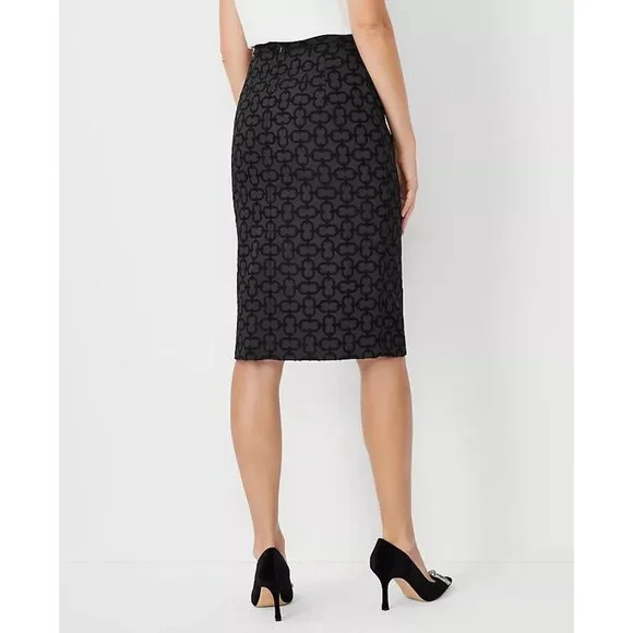 NWT Ann Taylor Womens Size 12 Black Link Jacquard Front Slit Pencil Skirt NEW - Picture 2 of 3